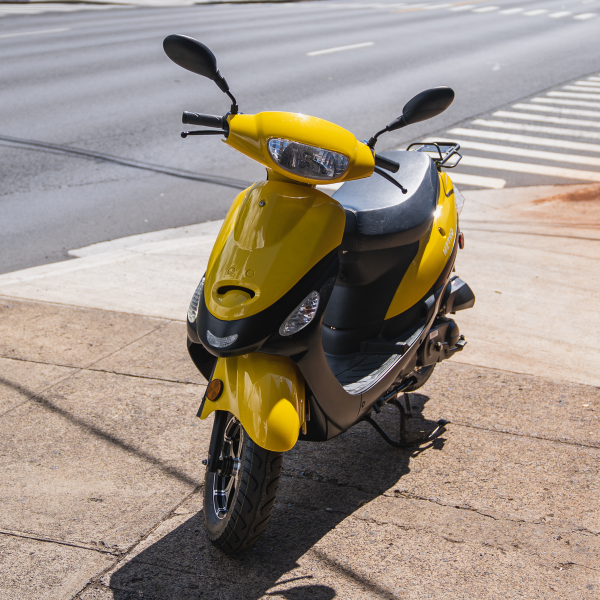 Yellow Metro 50cc Moped - 17